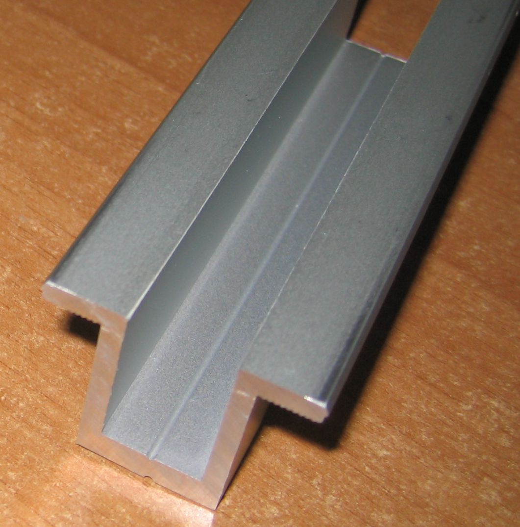 Kit 8 Staffe A Z Per Pannelli Solari In Alluminio - Con Bulloni E Rondelle Inox, Per Montaggio Su Roulotte, Camper, Barche